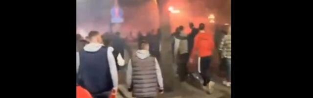 Zvezdaši bacili baklju ka Ćacilendu, pominjali i Vučića (VIDEO)