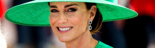 KEJT MIDLTON VIŠE NE IZGLEDA OVAKO: Promenila lični opis, izrazito duga i svetlija kosa izazvala lavinu komentara - da li princeza nosi periku? (FOTO)