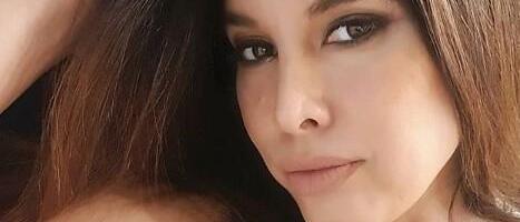 ISPLIVALA FOTOGRAFIJA NIVES CELZIJUS IZ 1998. GODINE: Ovako je izgledala najzgodnija Hrvatica sa samo 17 godina, sve obline na broju (FOTO)