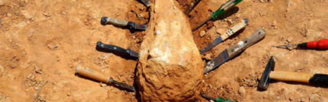 Откривен најстарији алат за бушење у Египту