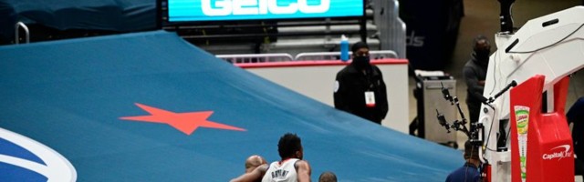 Još jedna teška povreda u NBA, centar Vašingtona završio sezonu