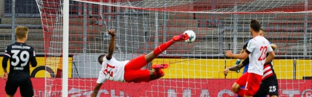 Šizofren je klub taj Keln (VIDEO)