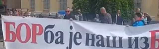 Evo koliko je bilo ljudi na protestu u Zaječaru
