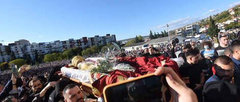 Aplauzi na sahranama: Već viđeno buđenje srpskog nacionalizma