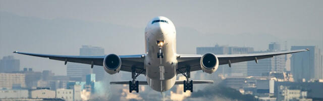 TRI METRA DELILO IH JE OD SMRTI! Umalo sudar dva putnička aviona na pisti, piloti u POSLEDNJI ČAS IZBEGLI TRAGEDIJU