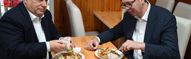 Orban i Vučić o bureku: „I am always sa sirom“ (VIDEO)