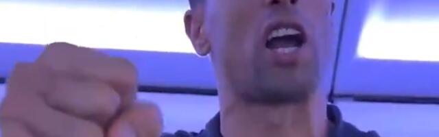 "Trebaju mi pare!" Snimak napada u avionu čuvenog fudbalera kruži internetom, a ovo je prava istina!  /VIDEO/