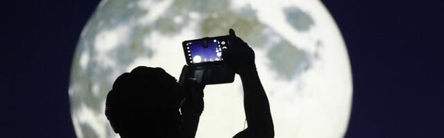 Mnogi primećuju "čudno ponašanje" ljudi za pun Mesec: Evo šta se zaista dešava