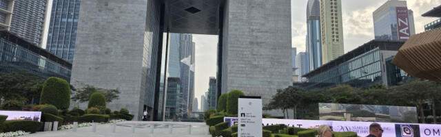 Грађанима Дубаија и Абу Дабија поручено да иду у склоништа