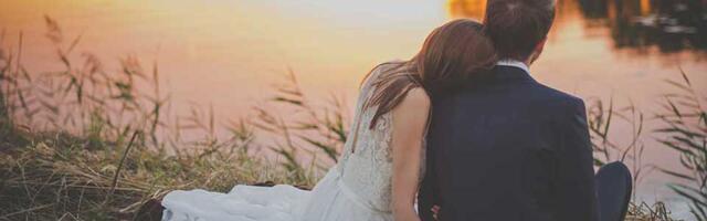 Mladi bračni parovi danas slave Mladence: Veruje se da ovi običaji donose sreću u braku