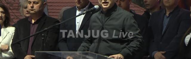 SAČUVALI SMO NAROD I DRŽAVU! Vučević se obratio velikom broju građana na SNS skupu u Aranđelovcu: Pobedićemo jer je dosta zla i podela, hoćemo da ljubimo Srbiju! (VIDEO)