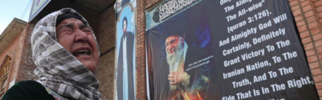 „Глобал тајмс“: свет клизи ка економском и безбедносном слому