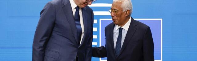Vučić na aerodromu dočekao predsednika Evropskog saveta