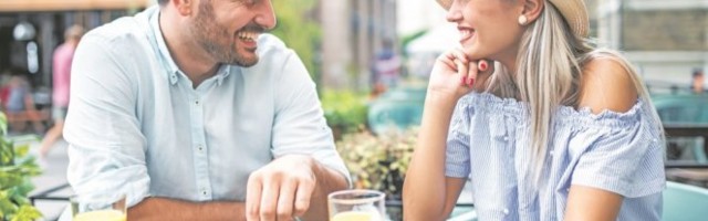 ZALJUBILI ste se u PRIJATELJA? Prepustite se OSEĆANJIMA, BEZ mnogo kritike i PAMETOVANJA!