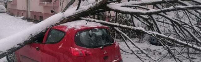 Poledica na putevima oko Kraljeva, klizavo i na Moravskom koridoru