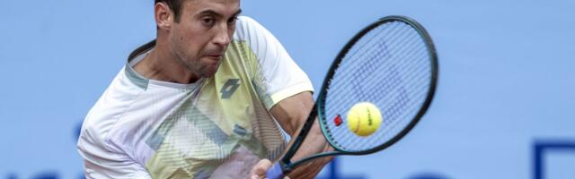 Vavrinka posle preokreta eliminisao Đerea sa Australijan opena!