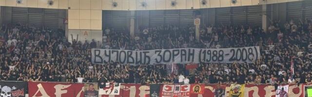 BRAVO DELIJE! Navijači Zvezde oduševili Grobare u finalu Kupa ovim potezom! (VIDEO)