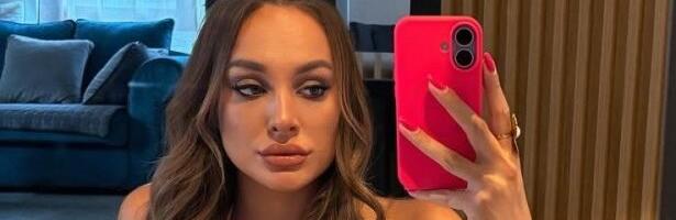 Rasplamsala maštu vrelom pozom: Luna Đogani usijala mreže objavom iz stana (FOTO)