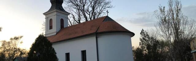 "Ovo mesto okuplja sve veroispovesti": Znate li u kom selu u Srbji se nalazi ova crkva?