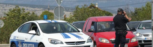 Srbin uhapšen zbog divljanja na putu u Crnoj Gori! Dostigao neverovatnu brzinu, policija ga presrela