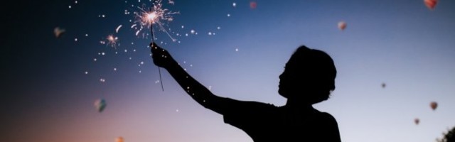 NAJTAČNIJI NEDELJNI HOROSKOP OD 10. DO 17. AVGUSTA: Blizance očekuje VAŽAN POZIV, Jarčevima BLOKADA NA POSLU, Ovnovi pred PUCANJEM, a ovaj znak DOMINIRA!