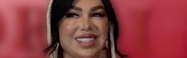 EVO KAKO SE DOČEKUJE BOŽIĆ U AMERICI! Stanija Dobrojević PRELOMILA ČESNICU, trpeza prepuna slasnih đakonija! (GALERIJA)