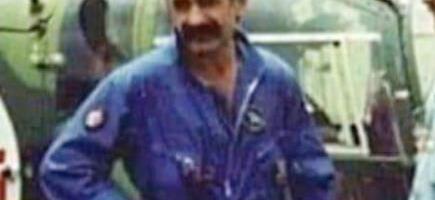 Pilot Veljko Leka tokom 1992. rizikovao život i spasao preko 600 ranjenika sa "Koridora": Srpski heroj od Jovice Stanišića dobio mač sa ovom porukom!