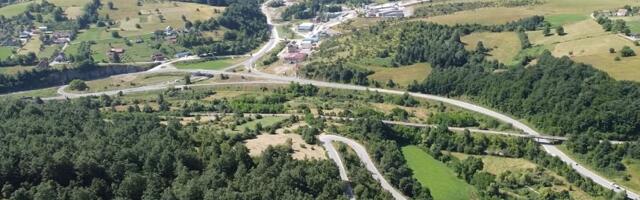 Put koji je najkraća veza Zlatibora sa aerodromom Ponikve u završnoj fazi, kad izađete iz aviona za 15 minuta ste na željenoj destinaciji