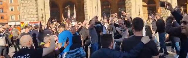 FEŠTA u Bolonji: Grmi pesma "grobara" (VIDEO)