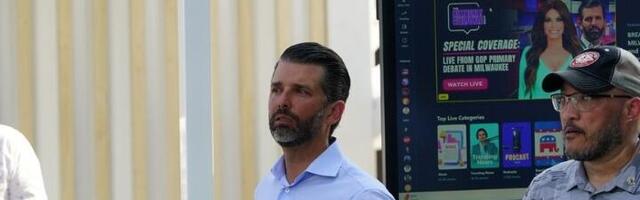 Mediji: Donald Tramp Mlađi sleteo u Beograd, uskoro sa Vučićem