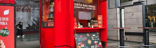 Čuveni CRVENI KIOSK je opet u Knez Mihailovoj, ne izgleda baš "kao nekad" (FOTO)