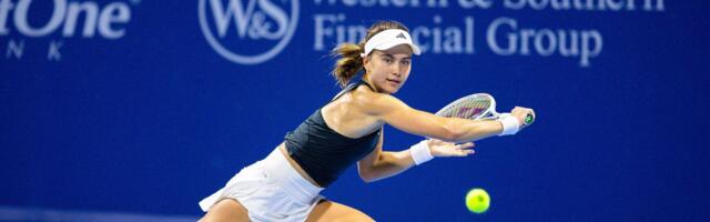 Fantastičnim potezom oduševila svet: Prelepa Iva Jović briljira na startu sezone! /VIDEO/