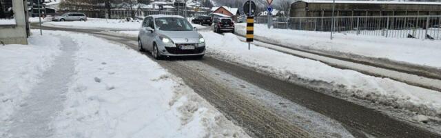 Država trenutno smanjila dozvoljenu brzinu na svim putevima u Srbiji: Evo koliko je sada maksimalna na auto-putu - oglasili se iz ministarstva sa svim detaljima