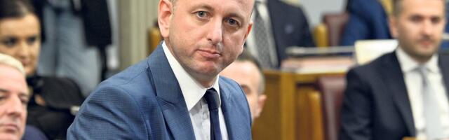 "POČINJE SPIRANJE SRAMOTE SA CRNOGORSKOG OBRAZA!" Milan Knežević u intervjuu za Kurir o otpriznanju tzv. Kosova u opštini Zeta: Ovo je samo prvi korak!
