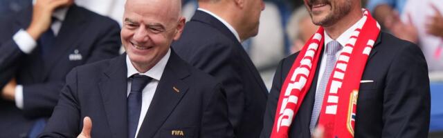 Bizarno: FIFA pušta navijače na konferenciju posle finala SP za 80 dolara, plaća se i slika sa Vozinjom