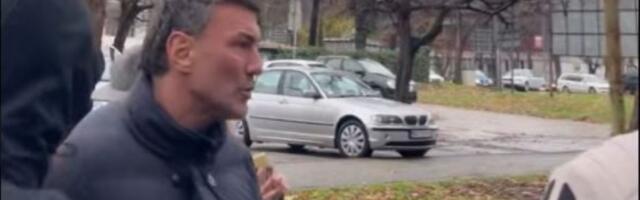 Bajker oteo telefon foto-reporteru u Negotinu, u raspravi sa studentima i Vlada Mandić (VIDEO)