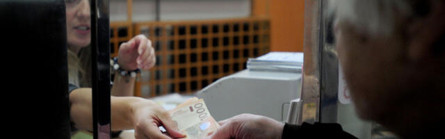 Penzionerske kartice: Jeftinija putarina i ostale pogodnosti 