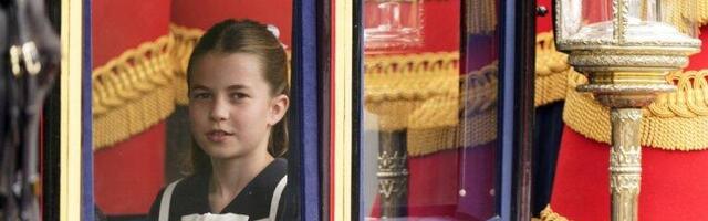 HITNA REAKCIJA BRITANSKOG DVORA! Princeza Šarlot dobila POKLON zbog kojeg je nastala prava DRAMA!