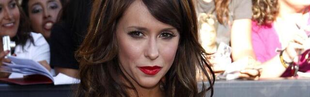 "Ovo je totalno druga osoba"! Poznata glumica objavila sliku bez šminke - fanovi šokirani (FOTO)