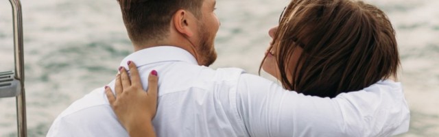 POSTOJI REČ JAČA OD "VOLIM TE"! Žene obuzmu NAJLEPŠE EMOCIJE kad im OVO kažete