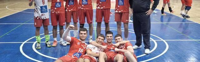 Seniori, seniorke i pioniri Odbojkaškog kluba Proleter pobedama otvorili novu sezonu