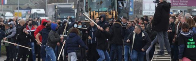 Dva meseca od incidenta u Šapcu huligani nisu procesuirani, a kad će – ne zna se
