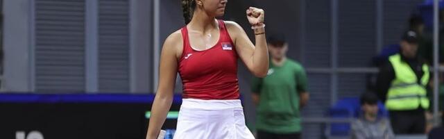 Srpkinja preživela dramu: Lola Radivojević na meč od plasmana na Rolan Garos