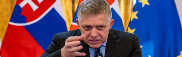 Фицо: Држите палчеве да ме не избаце кроз прозор због мог сувереног става