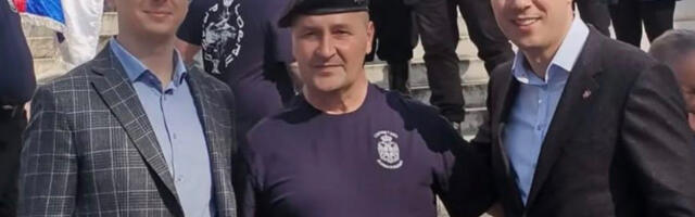 Блокадери лоше спинују, Саша Стевановић у загрљају опозиције