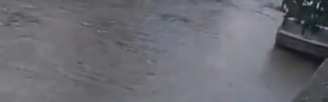 Voždovac je poplavljen vodom punom fekalija zbog nelegalne kanalizacione mreže