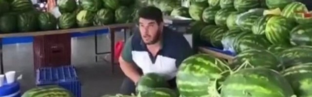 MAJSTORE, TI TREBA NA TEREN DA IDEŠ, NE DA RADIŠ NA PIJACI! Ovo još niste videli i ostaćete ODUŠEVLJENI!