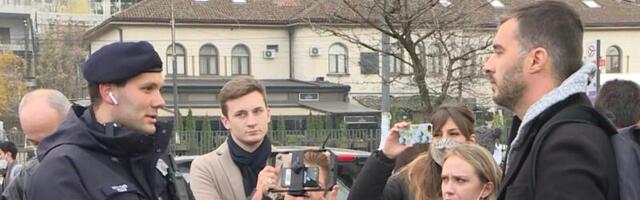 Manojlović: Dva zahteva na protestu, ne postoje uslovi za prikupljanje potpisa