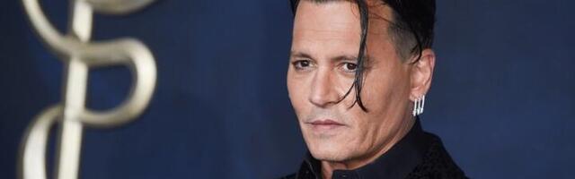 Majka ga tukla: Isplivali detalji o Depovom detinjstvu