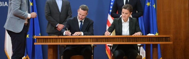 Simbolično otvorena kancelarija DFC u Beogradu